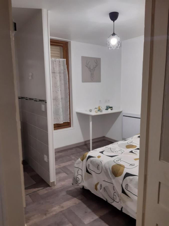 Joli Appartement T2 Agglo Troyes Sainte-Savine Εξωτερικό φωτογραφία