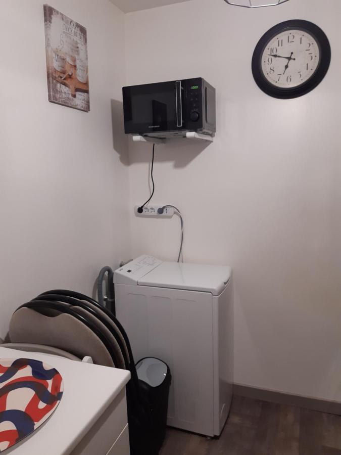 Joli Appartement T2 Agglo Troyes Sainte-Savine Εξωτερικό φωτογραφία
